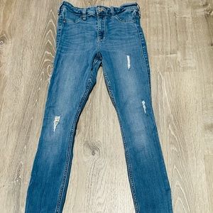 Stretchy high rise Hollister jean